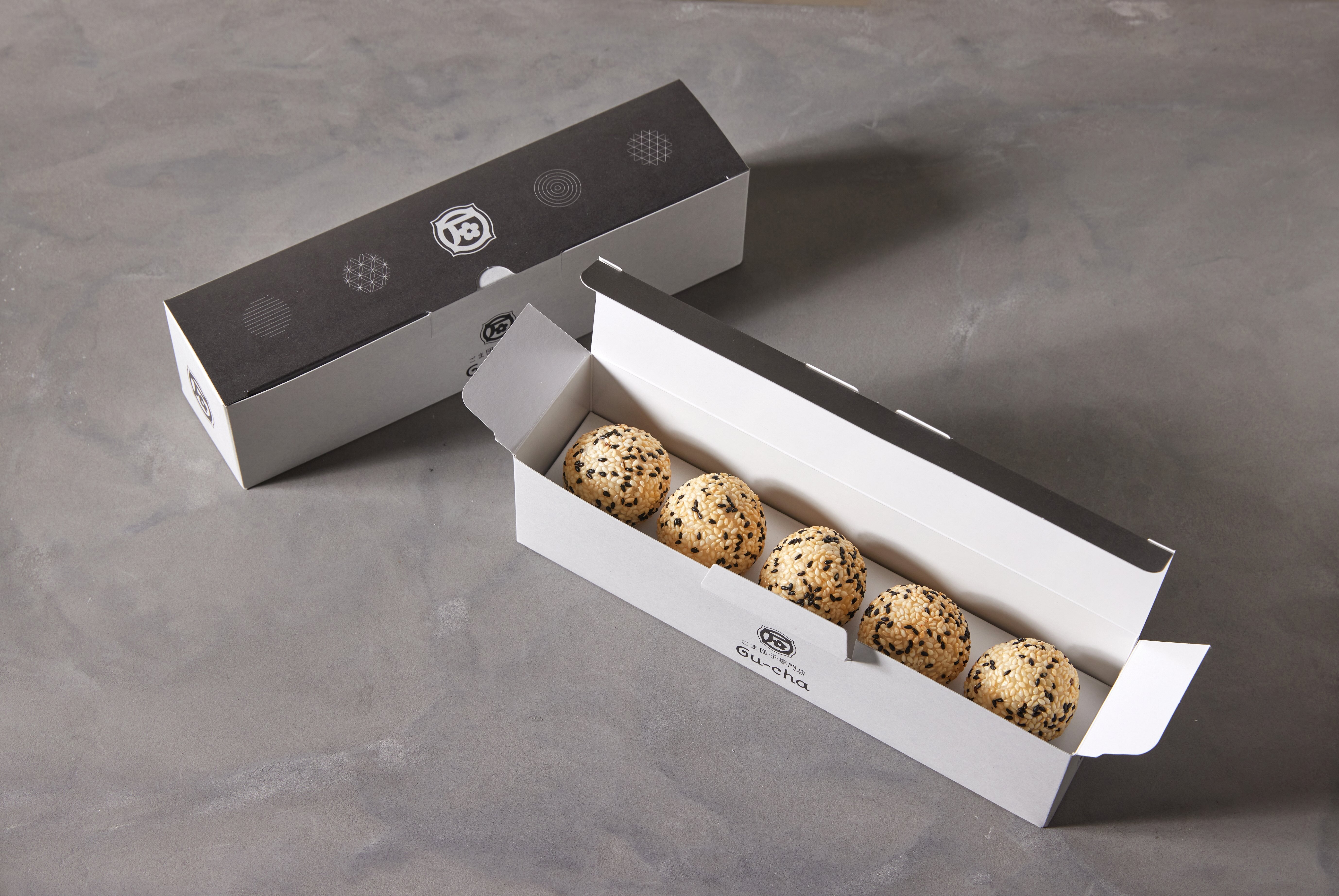 ごまだんごさま専用 黒ごま団子（3個入/箱） | ごま団子専門店 ｢Gu~cha/ぐーちゃ｣ 大阪十三店